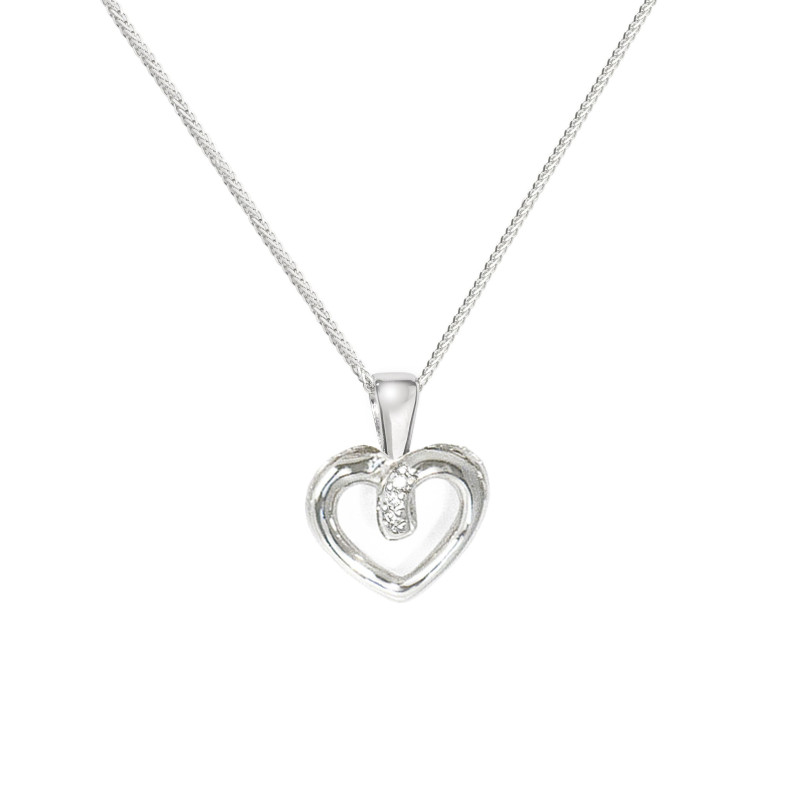 QUEEN OF HEARTS heart pendant