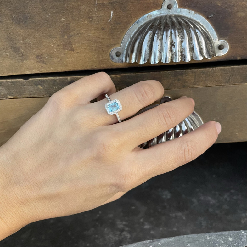 Bague en or Zircon Blue SELLO BAGUETTE 14710940411