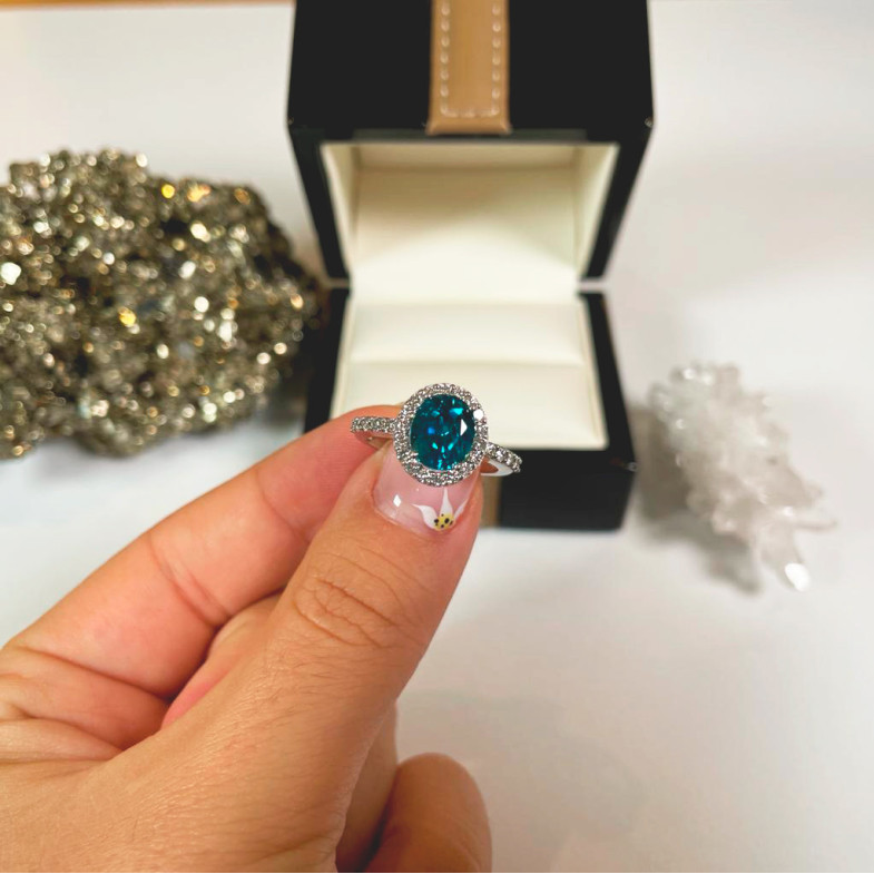 Anillo Oro Zircon Azul SELLO OVAL 14710936111